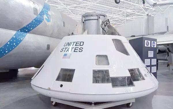 美国是哪一年宇宙飞船登月成功