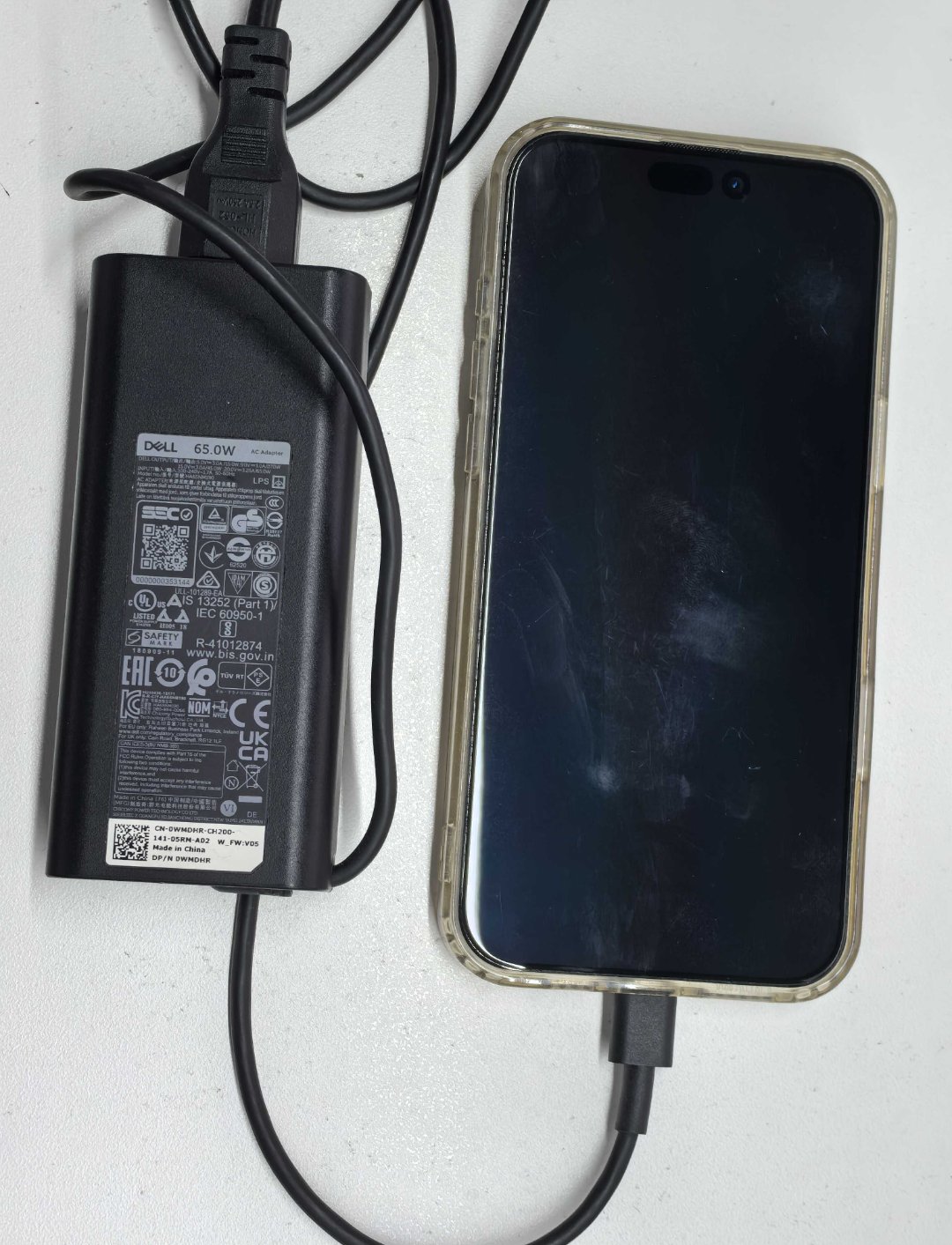 电脑充电器可不可以用别人的