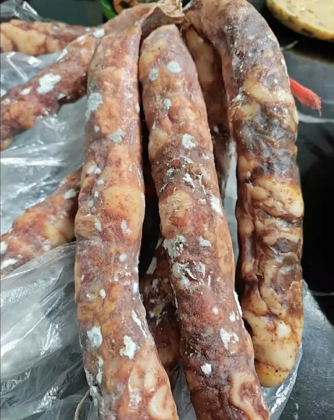 腊肠如何保存不发黄不发霉