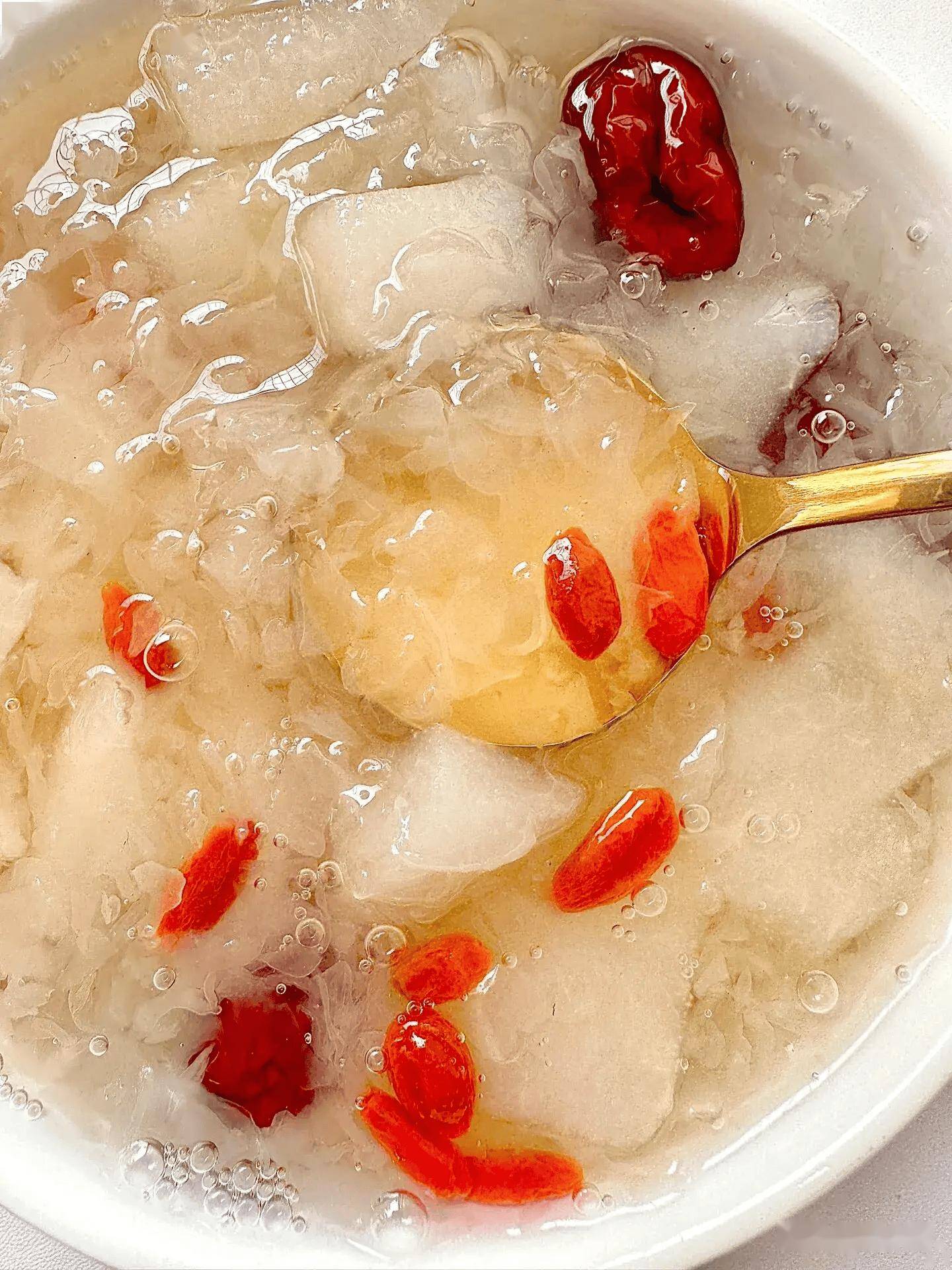 怎么把银耳汤煮的粘稠好喝