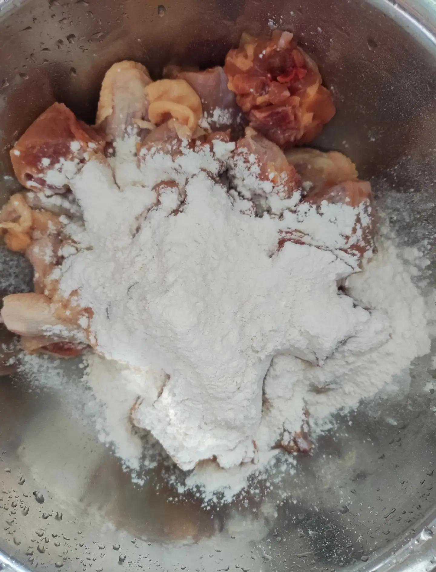 鸡肉焯水冷水还是热水