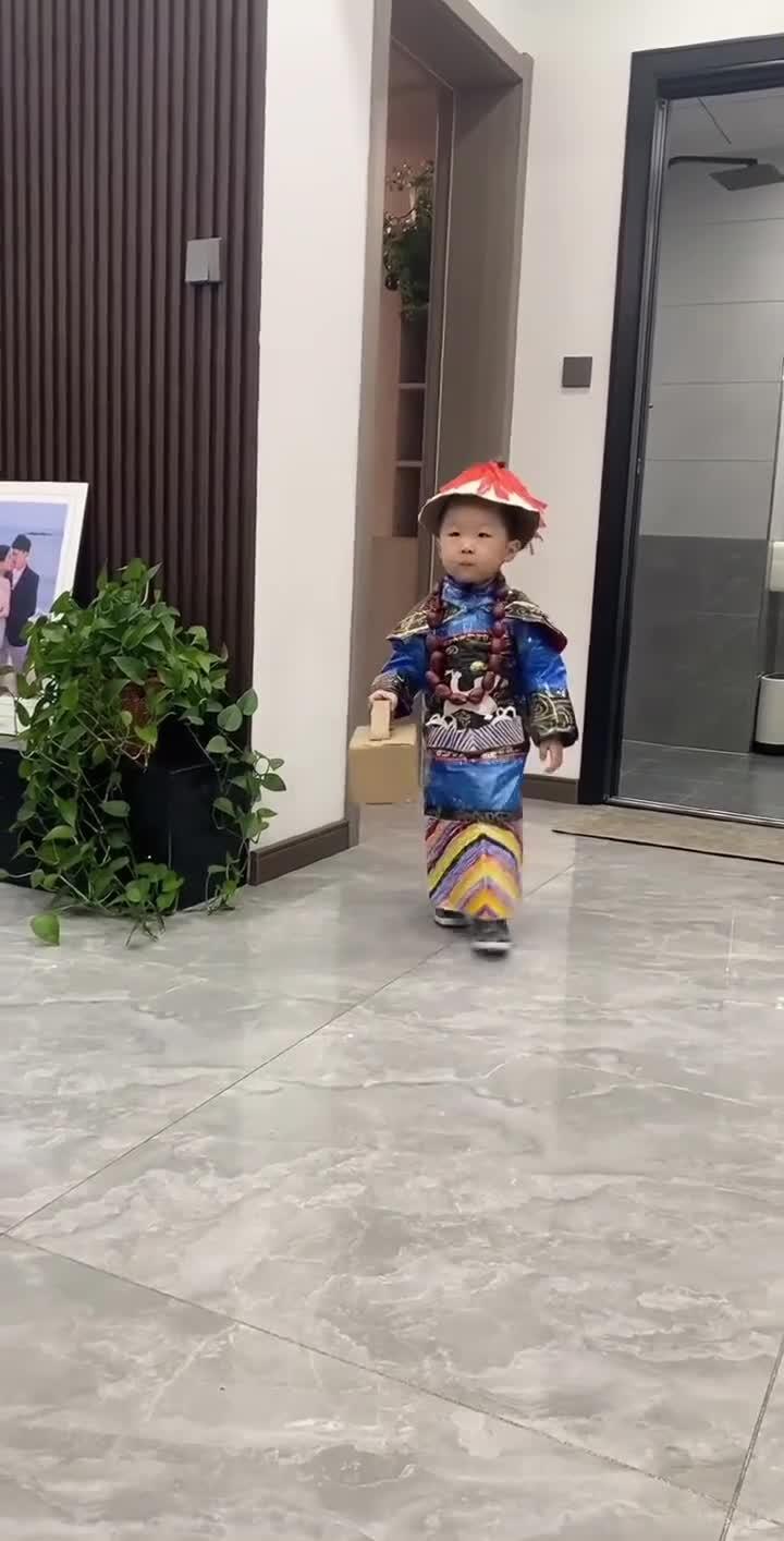 甄嬛传中是谁演的温太医