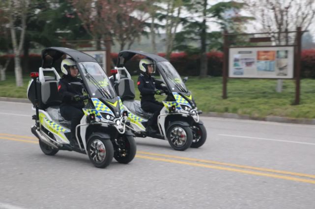 汽车驾驶证可以开摩托车吗