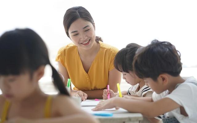 小学的孩子该怎么教育