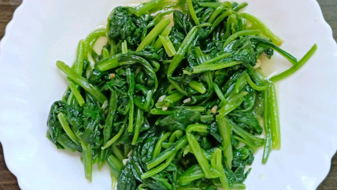 素炒菠菜炒好吃的方法有哪些