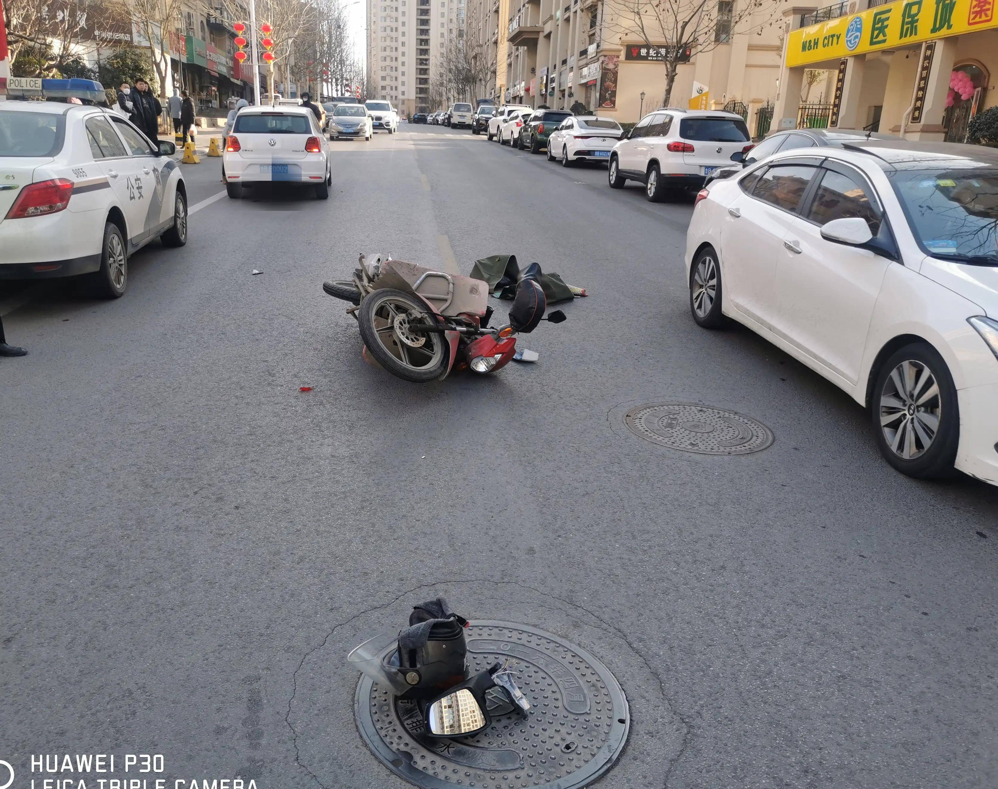 梦见车祸现场有血是什么意思