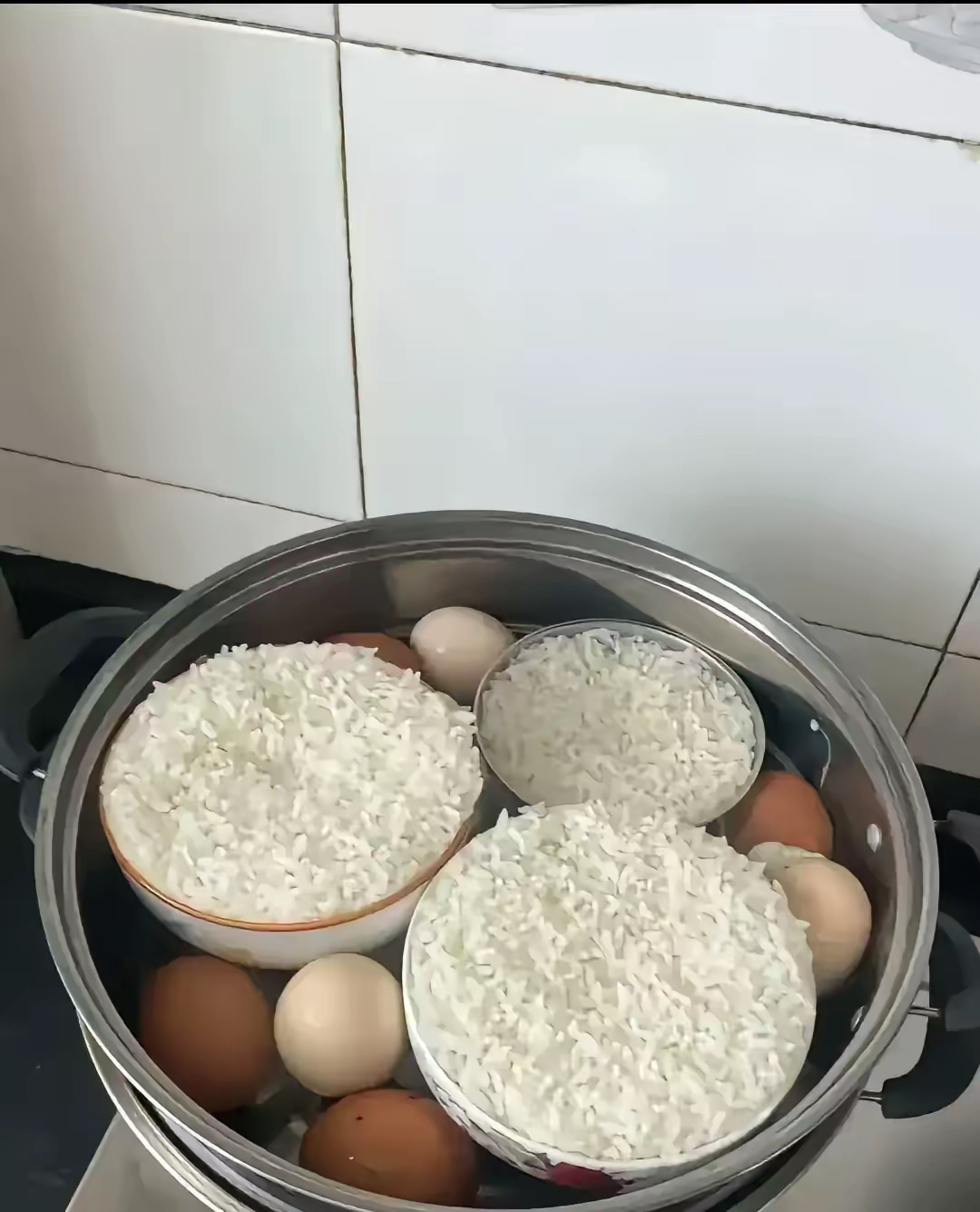 隔水蒸米饭如何制作呢隔水蒸米饭的做法