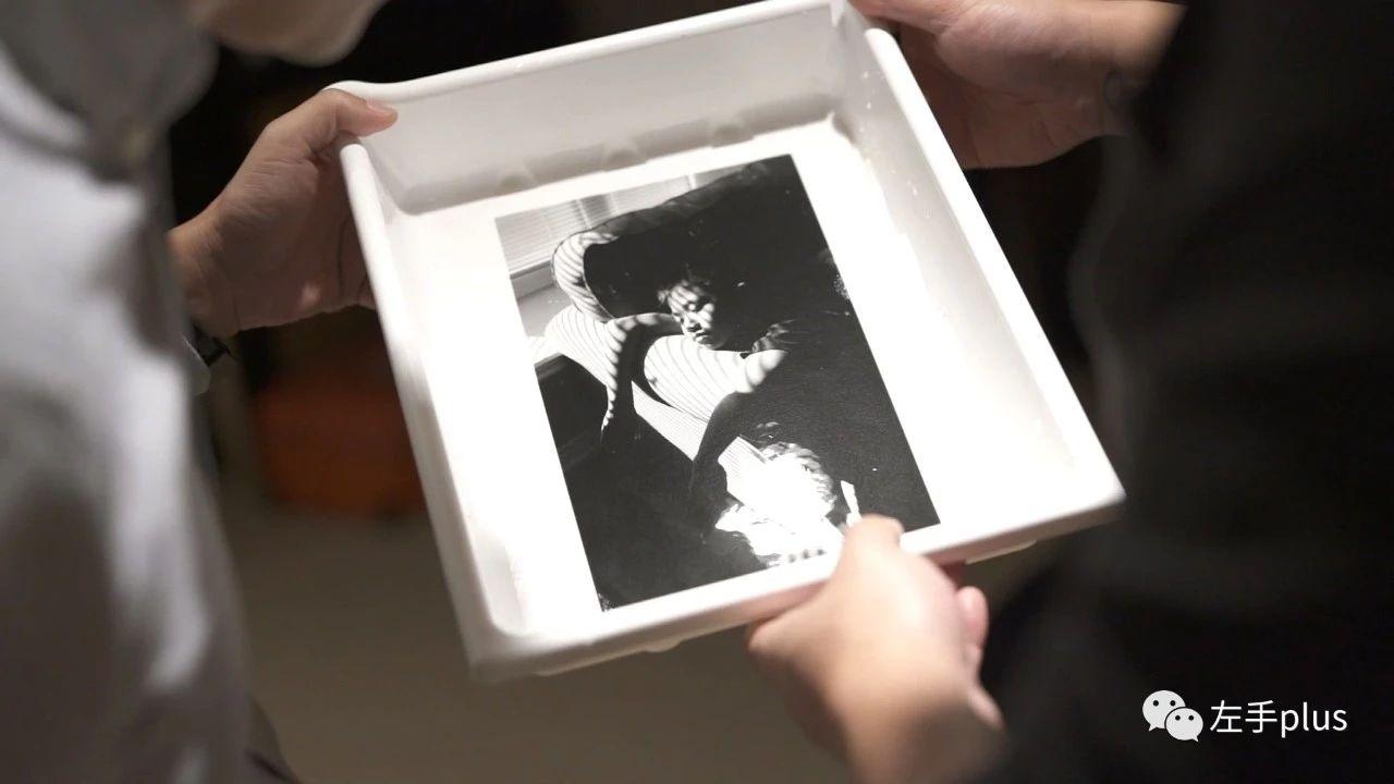 冲洗照片的过程是怎样的