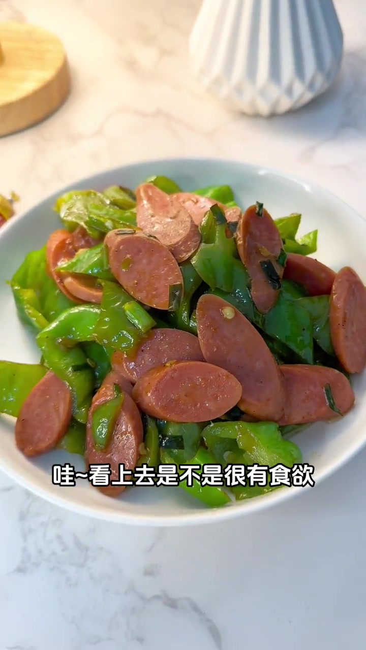 火腿肠可以炒什么菜好吃