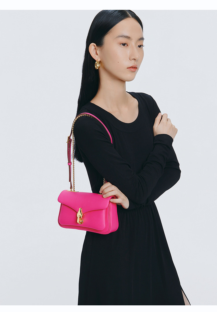 赫莲娜女包是什么档次