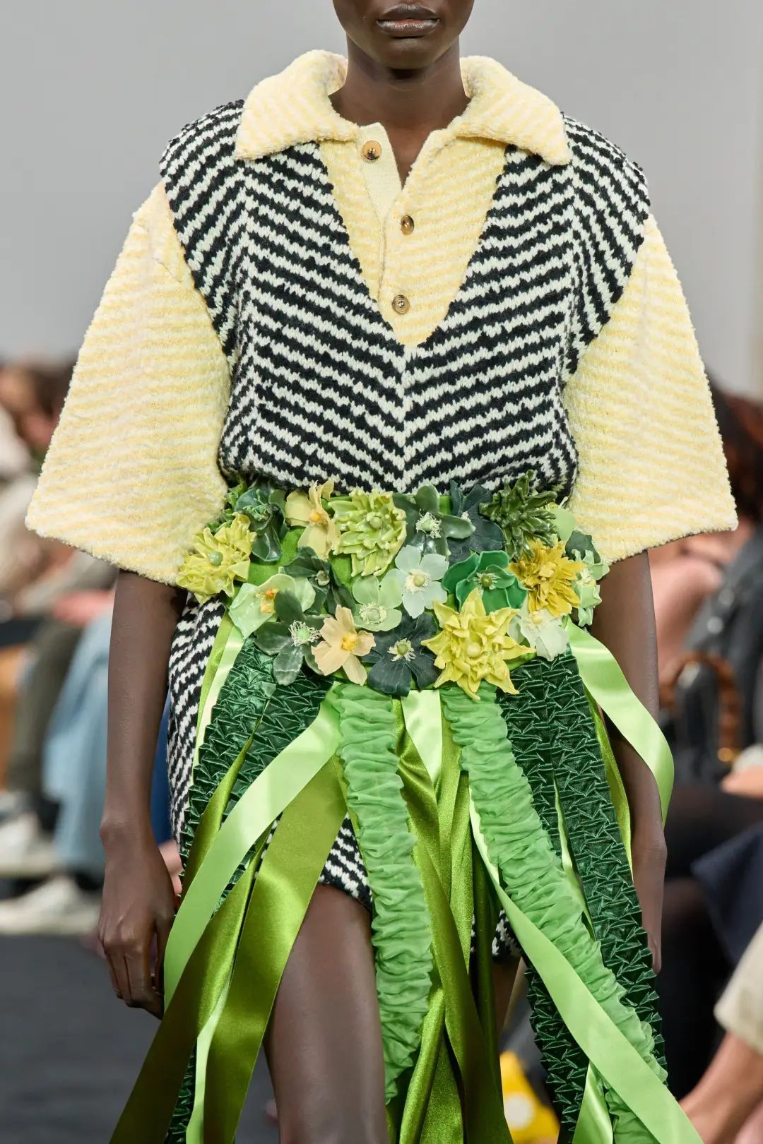 绿色搭配什么颜色好看