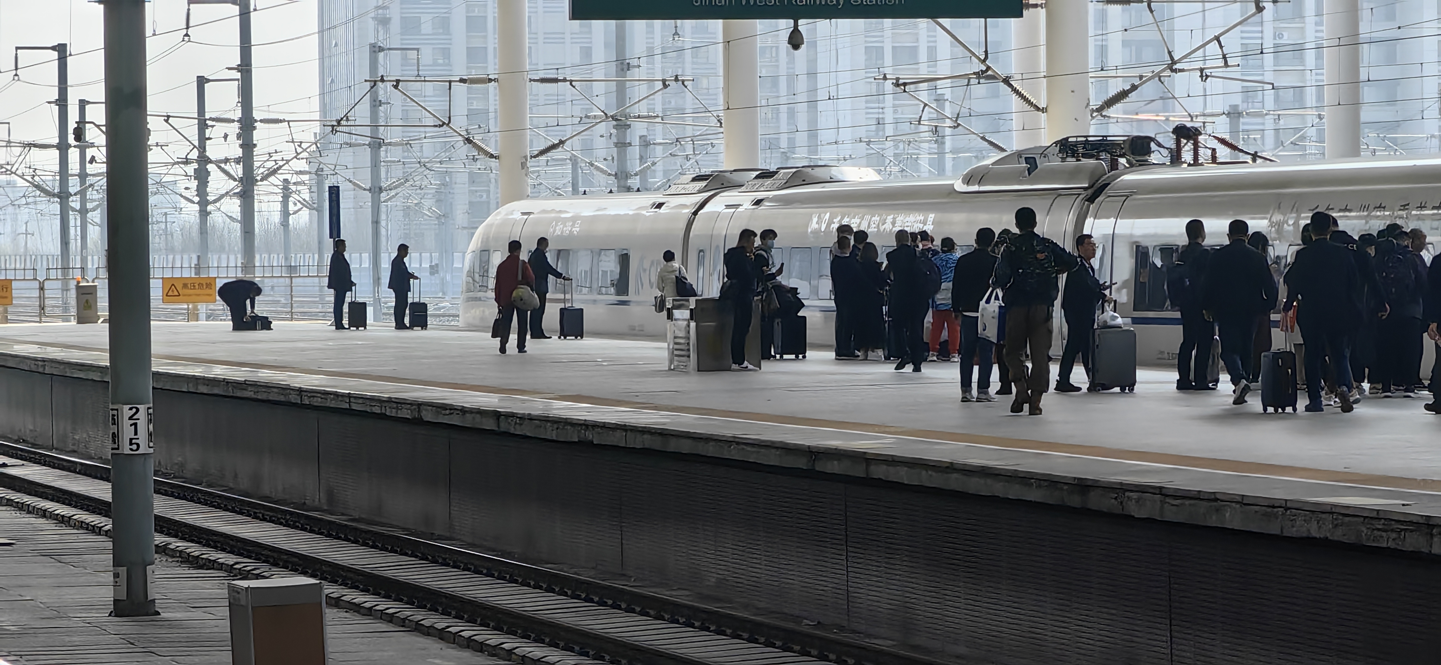 火车座位靠窗户的座位号都多少