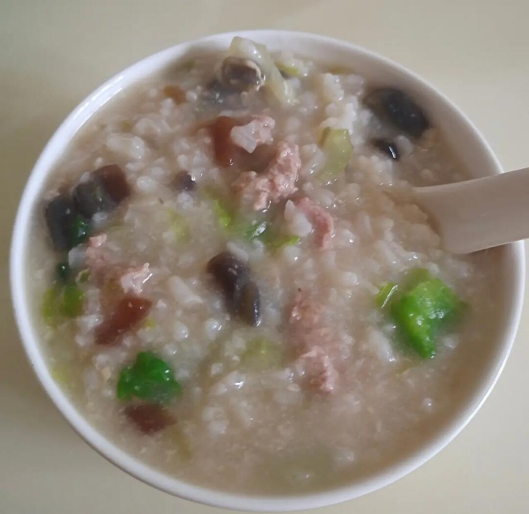 如何做皮蛋粥皮蛋粥的家常煮法