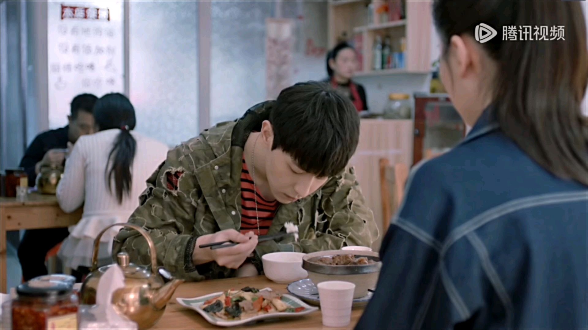 谢童欢乐颂是谁演的歌曲