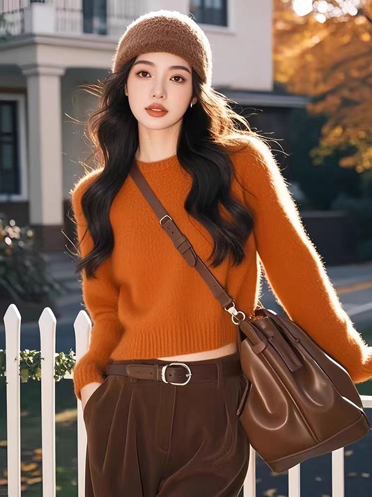 橘色配哪三种颜色好看