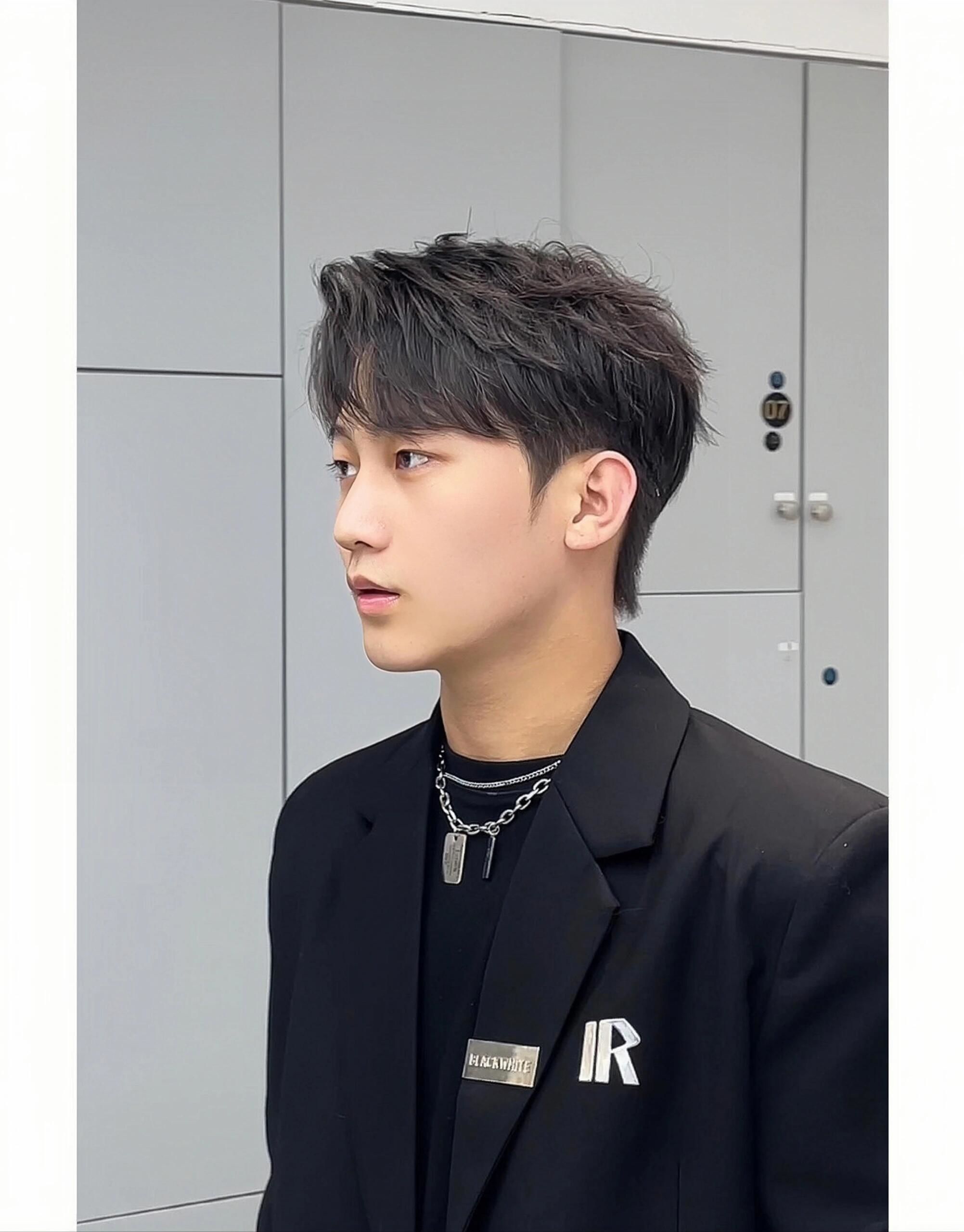 纹理中分头发大约要留多长移动端