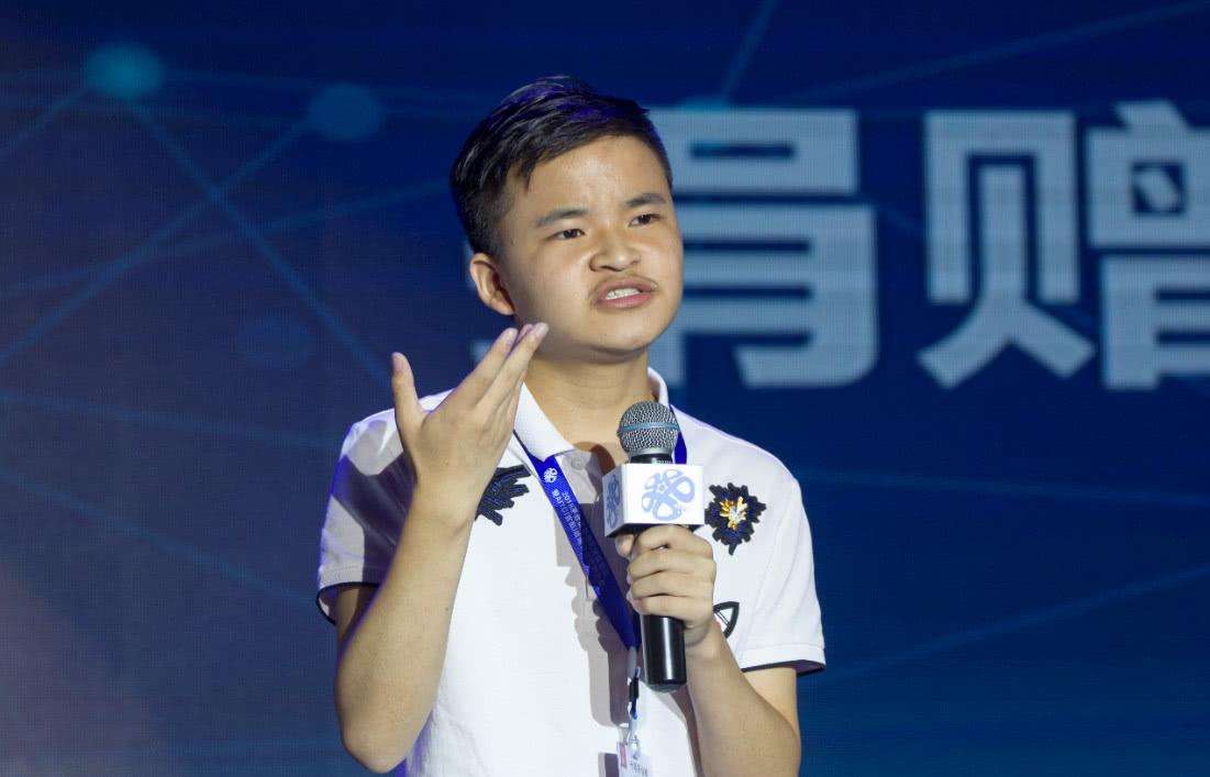 汶川大地震马云捐了多少款