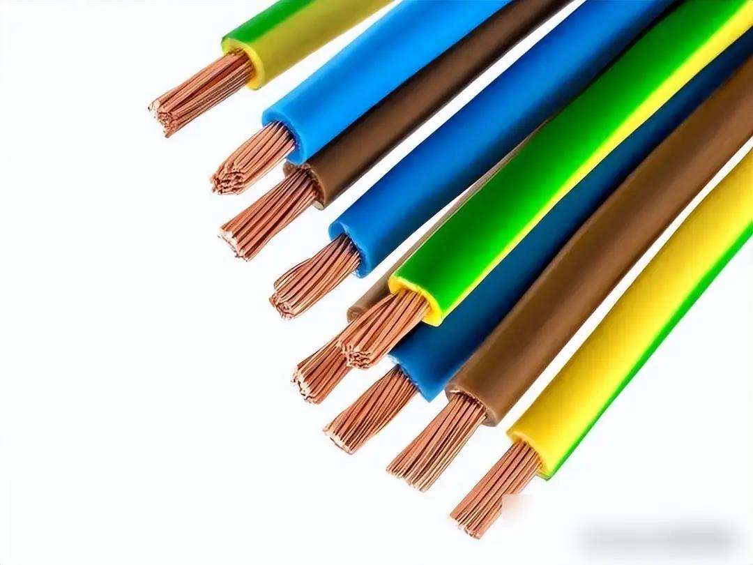 4平方铜芯线能带几个空调