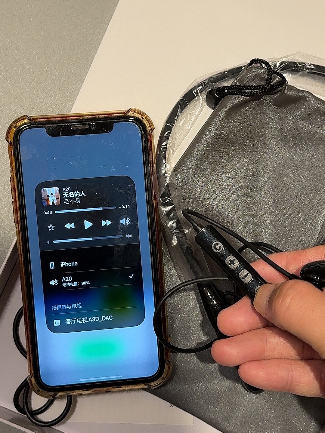 蓝牙耳机为什么充不进电