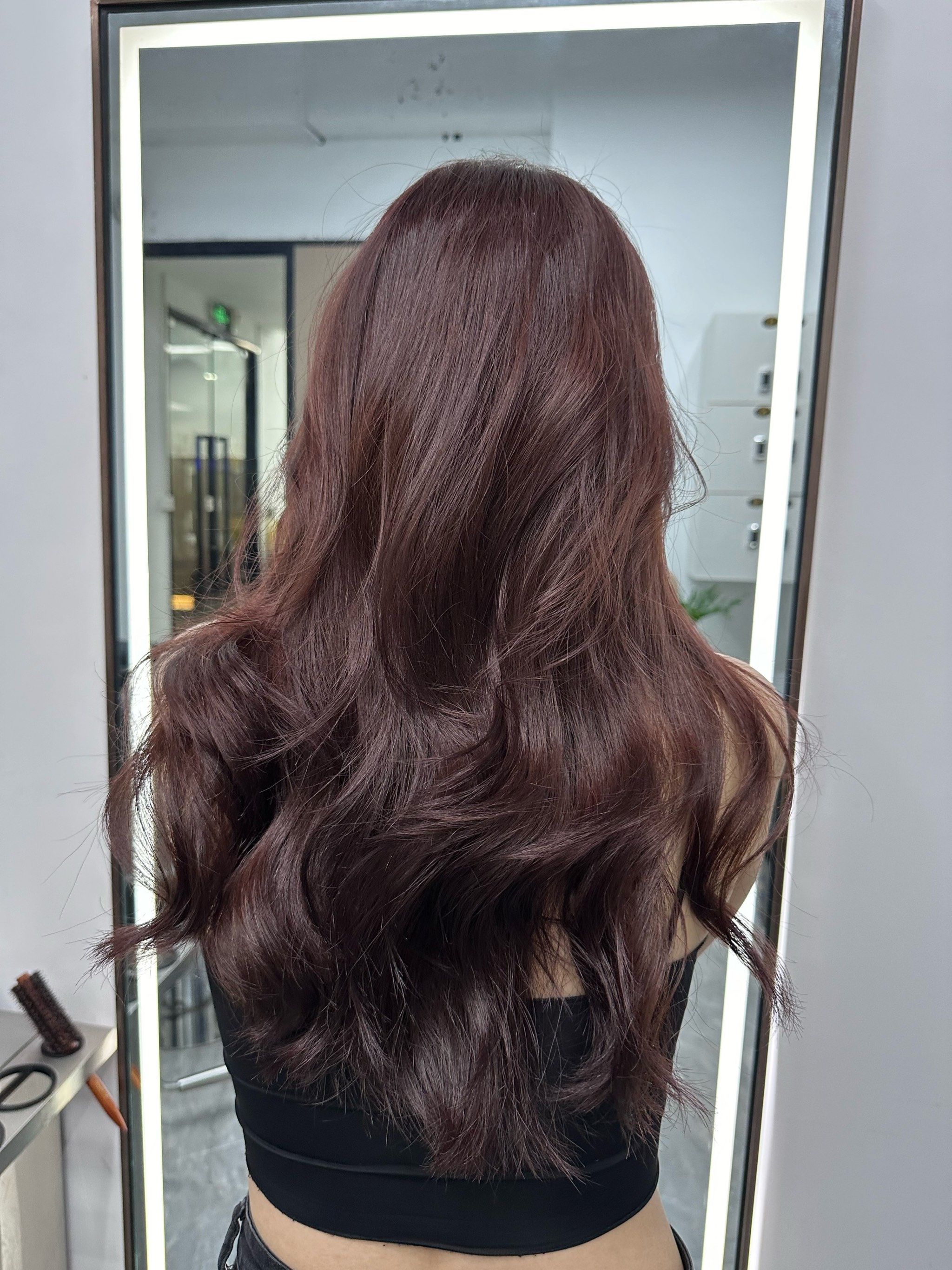 黄皮肤染什么颜色头发显白