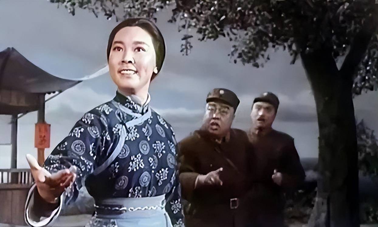 沙家浜刻画了什么茶馆的老板娘