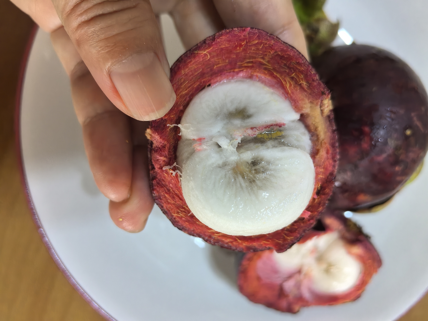 山竹果肉透明了可以吃么