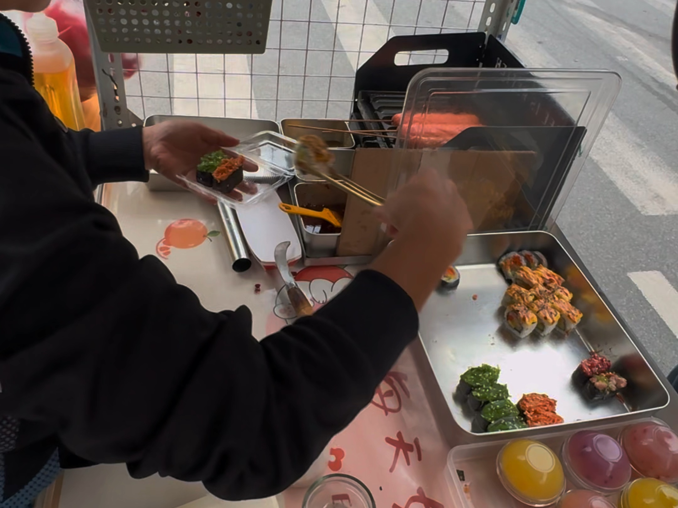 学校门口适合做什么生意