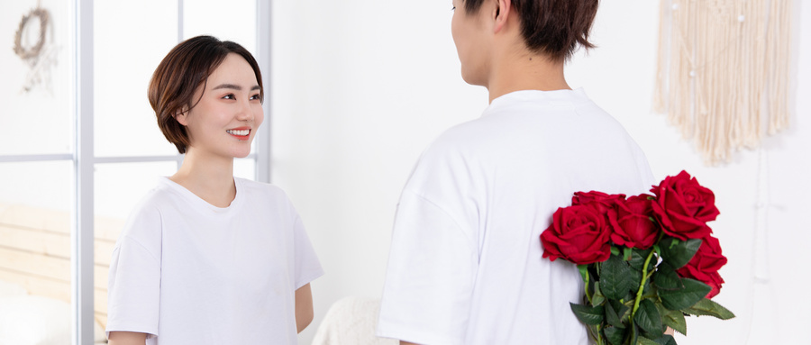 已婚女人梦见有人追求有什么预兆