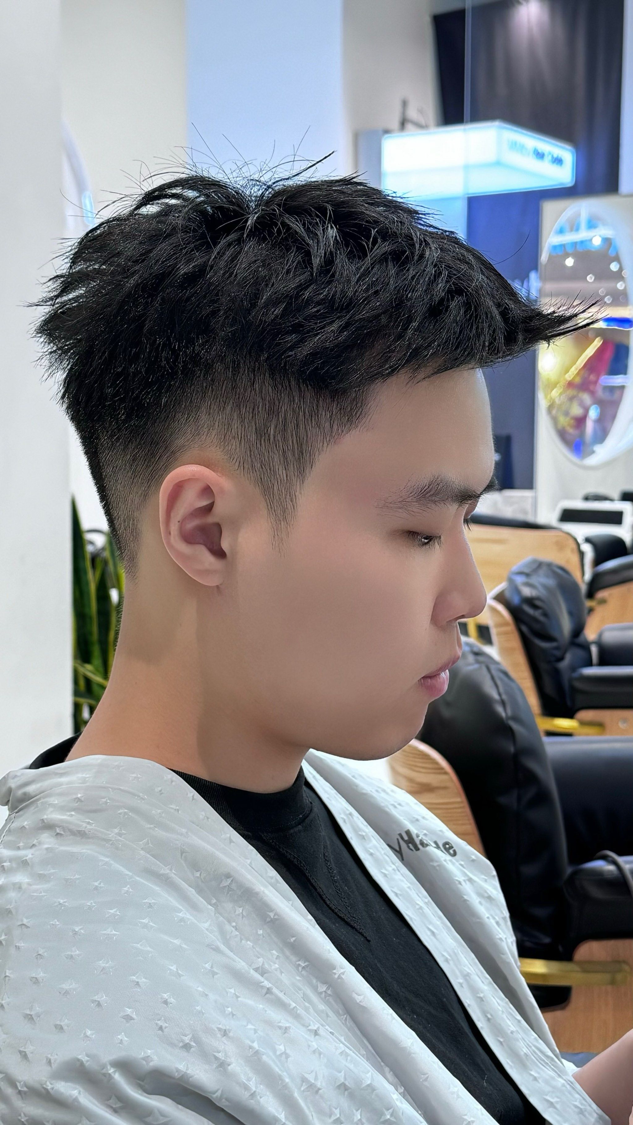 男生发质硬的三款推荐发型