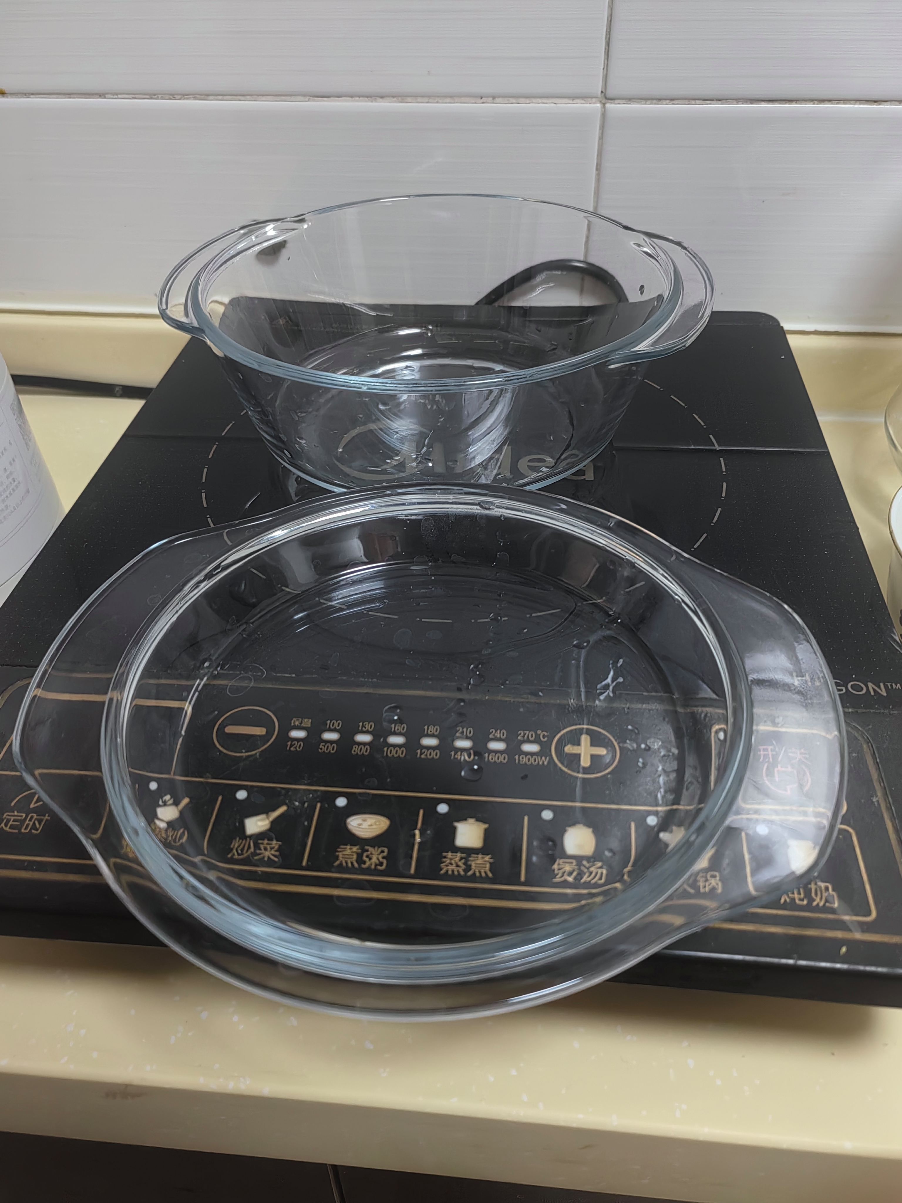 不锈钢碗可以放在烤箱吗