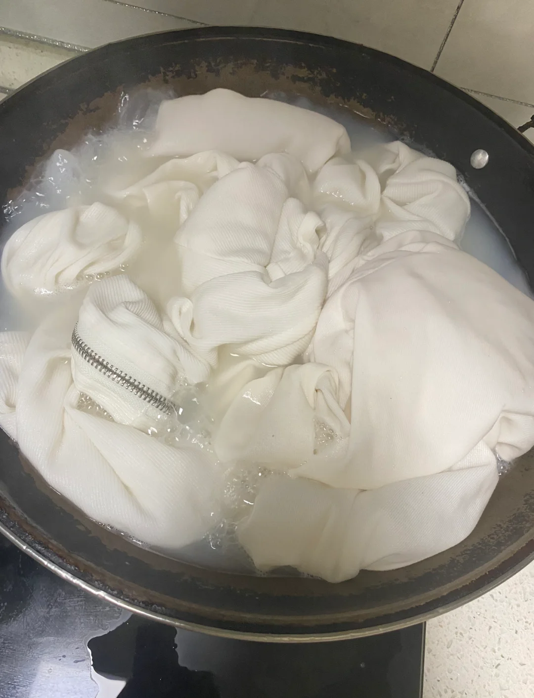 84消毒液可以把衣服漂白吗