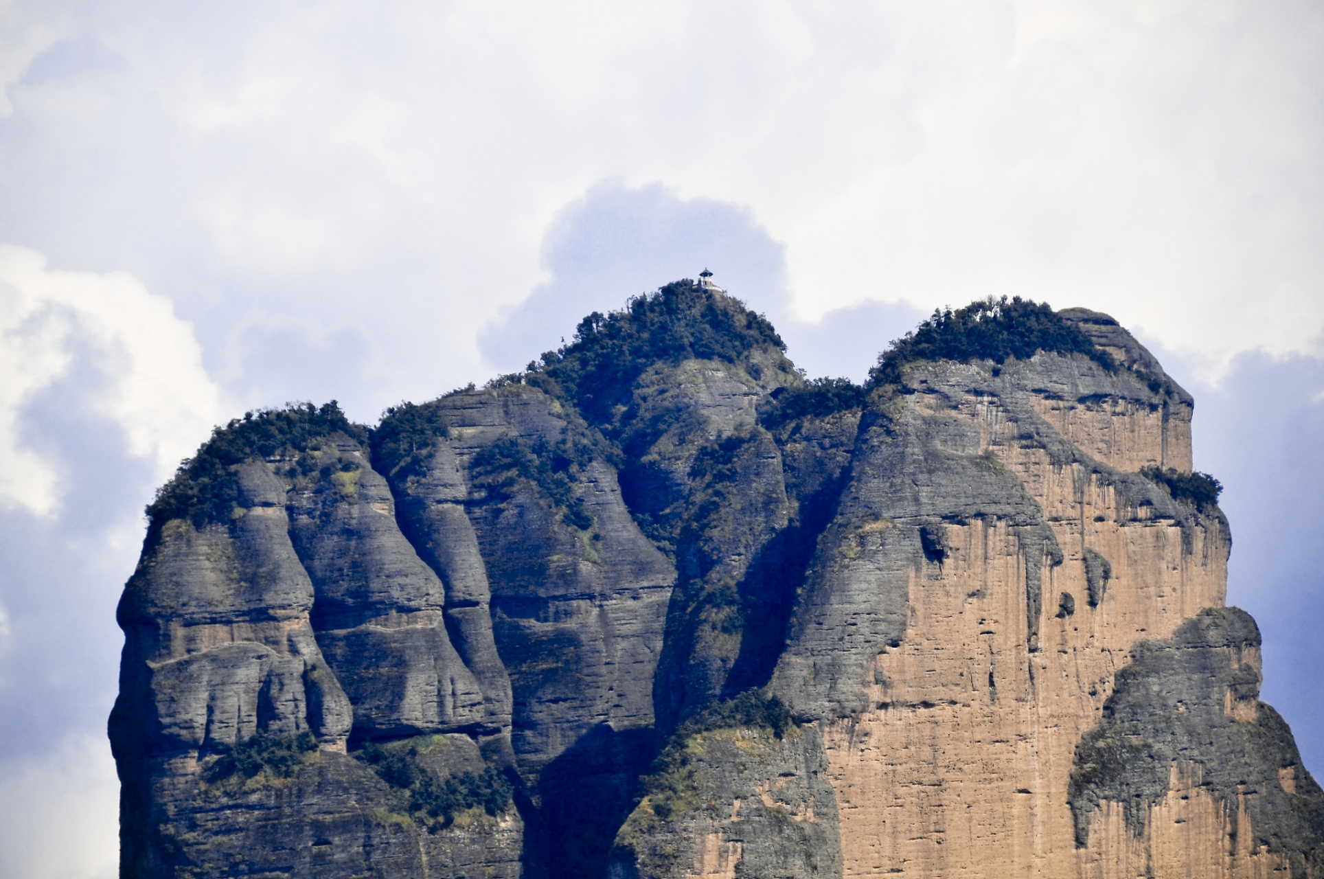 江山是座城市吗？在哪里？