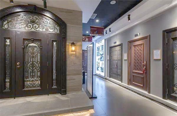 雅帝乐门业在国内属于几线品牌