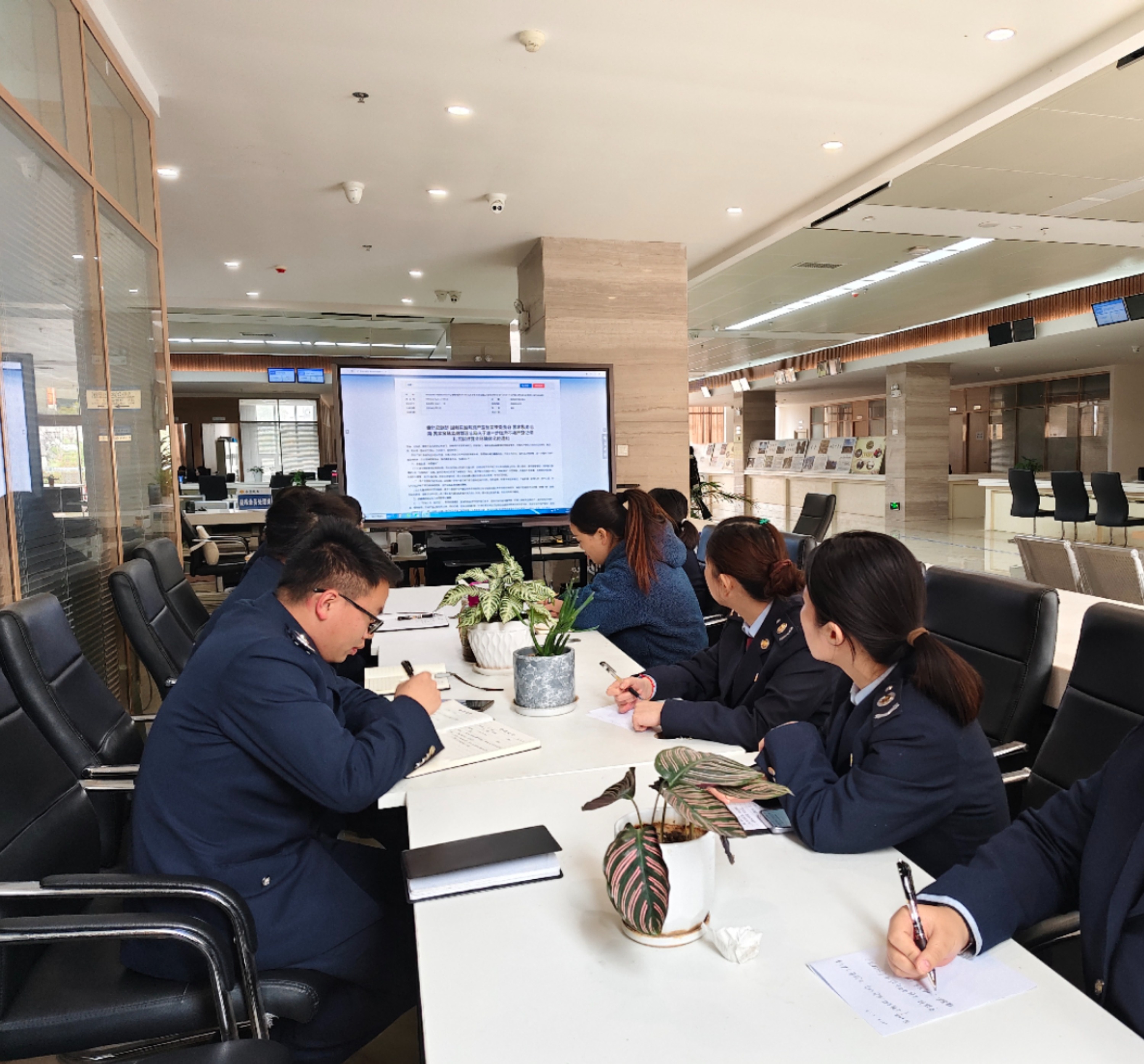 国税局一般上班时间是几点?