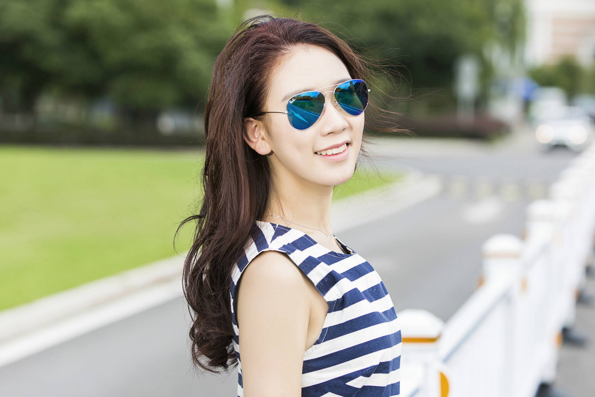 蛤蟆镜适合什么样的女生