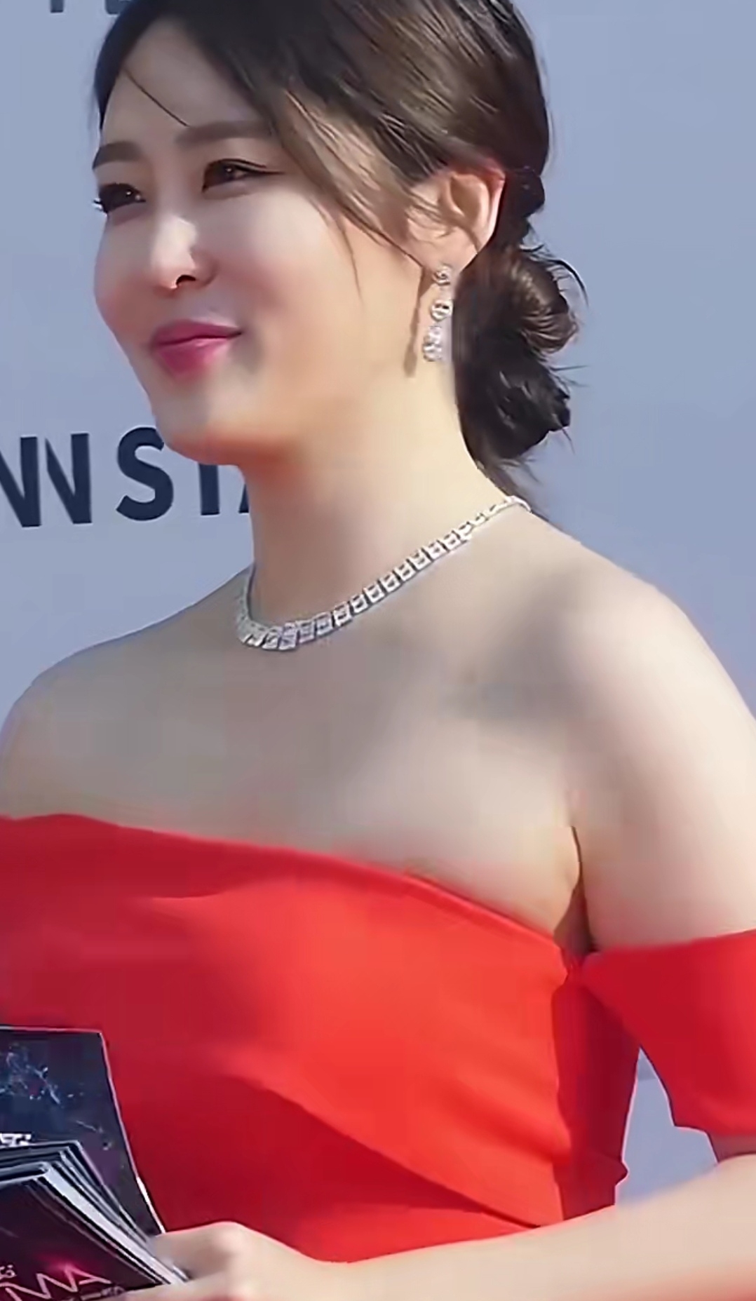 用手机看韩国女主播怎么弄啊