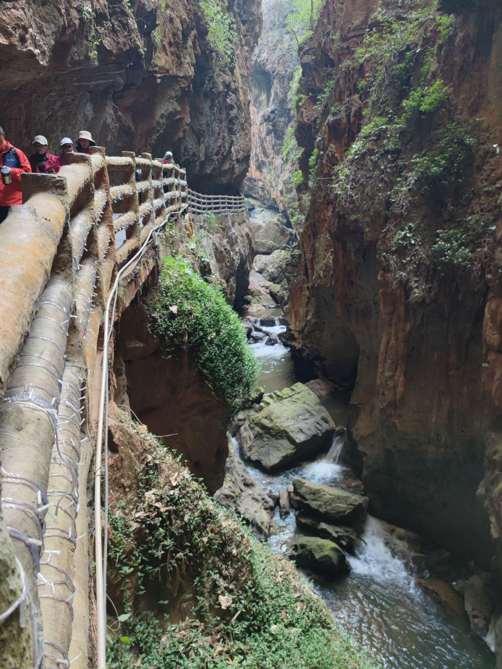 昆明附近好玩的地方昆明周边好玩的地方推荐
