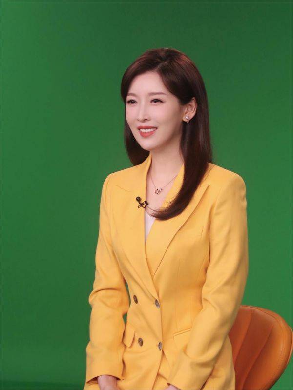 凤凰卫视有哪些女主持人