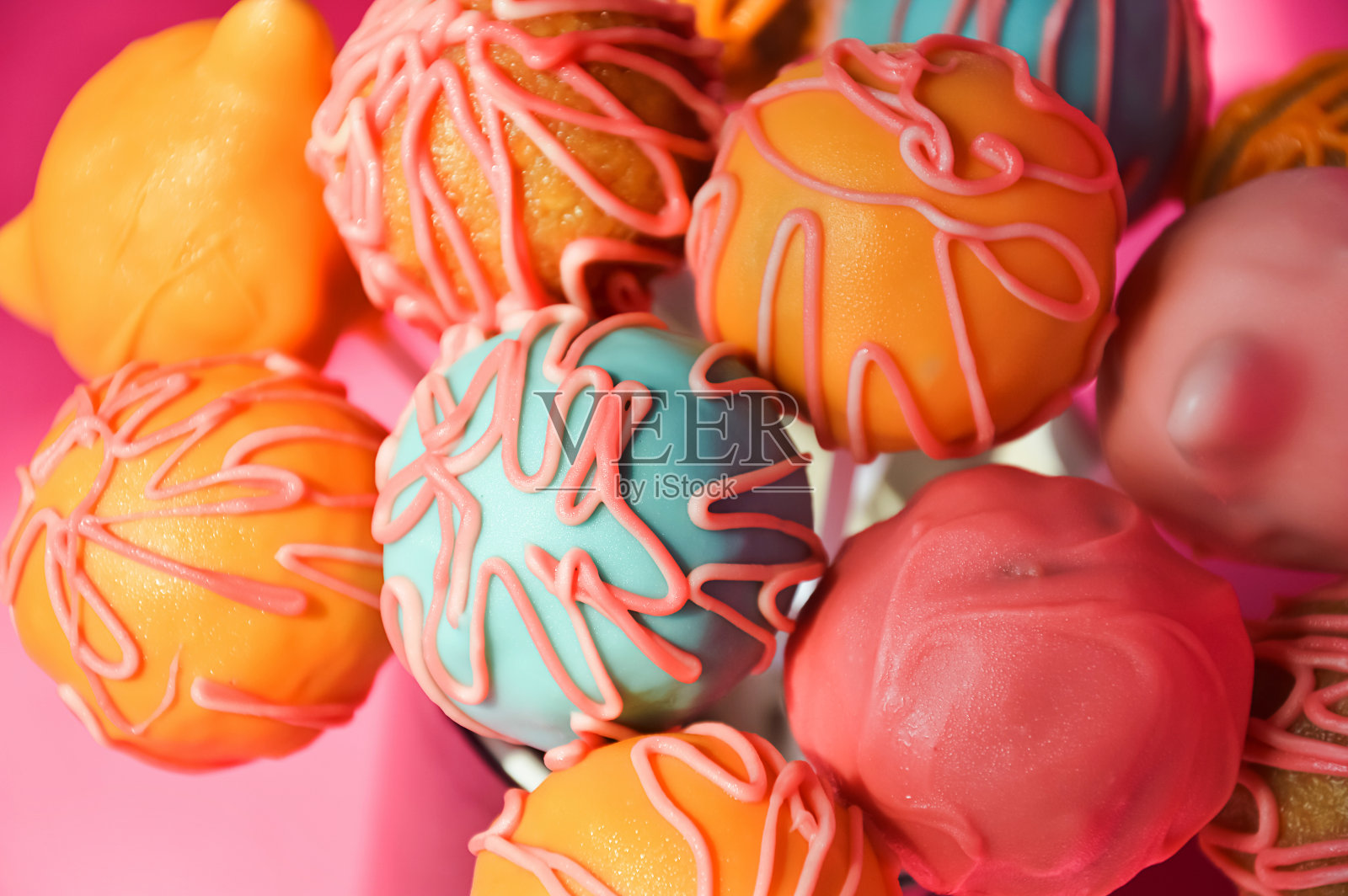 3种方法来制作蛋糕上的糖衣