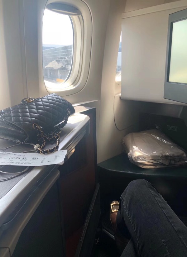 在飞机上的卫生间吻的电影v4.3.3