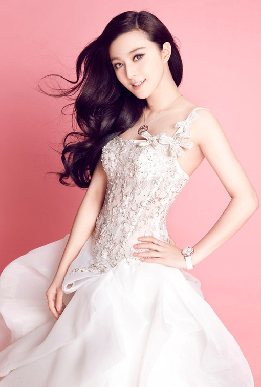 请问演员范冰冰今年多大岁数