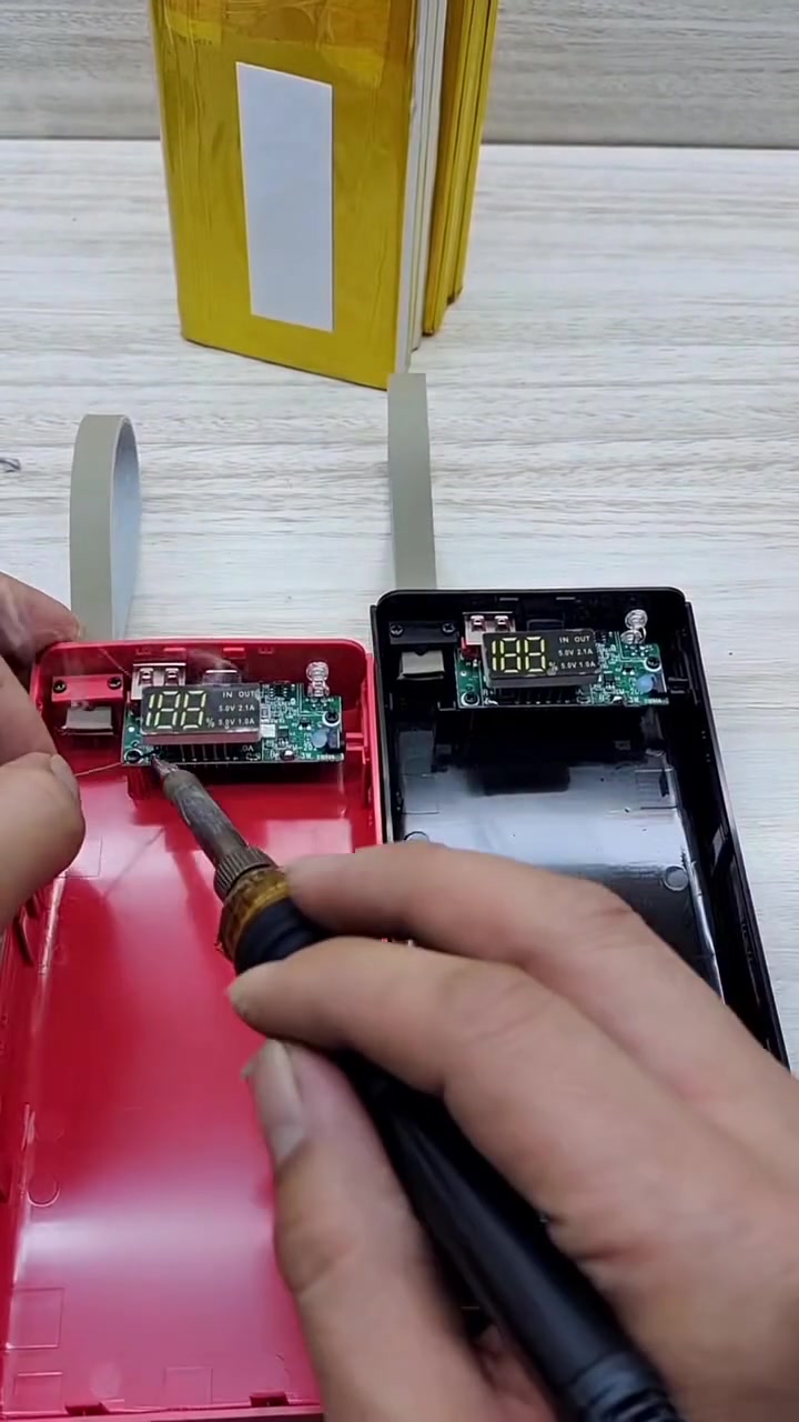 手机充电宝坏了怎么修充电宝不建议自己维修