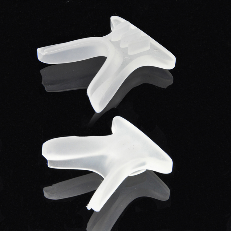 眼镜垫鼻子上东西叫什么