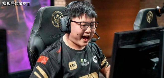 uzi在哪个平台直播?