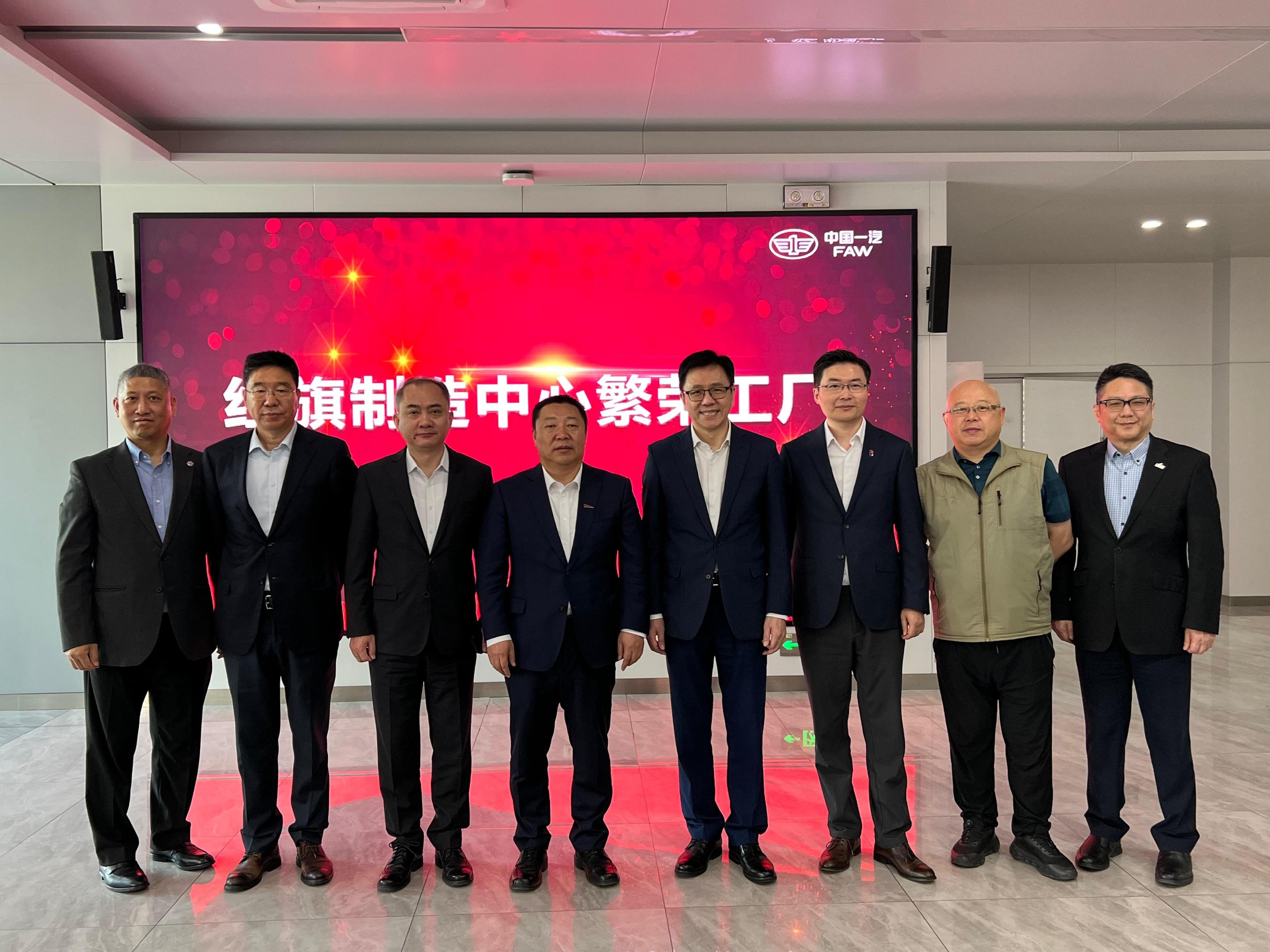 长春第一汽车制造厂算机械厂吗