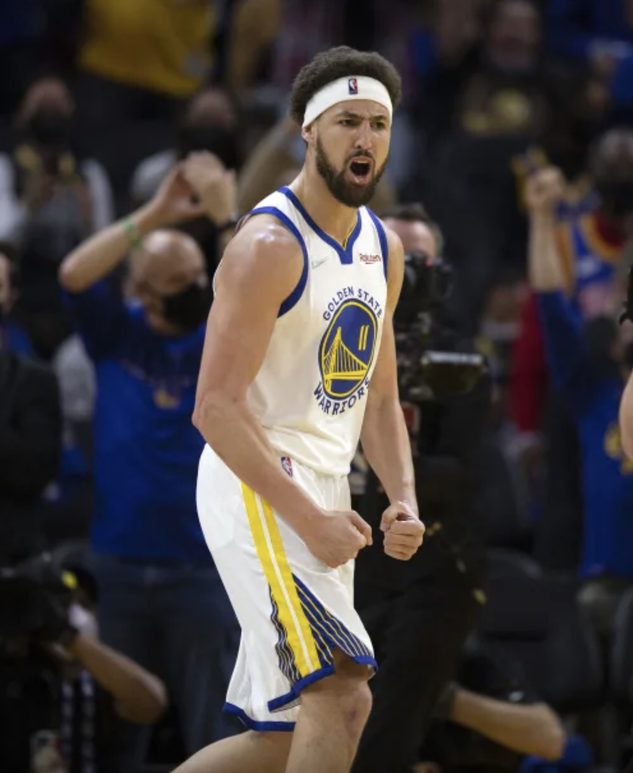 顶级投手汤普森是怎样投篮的?