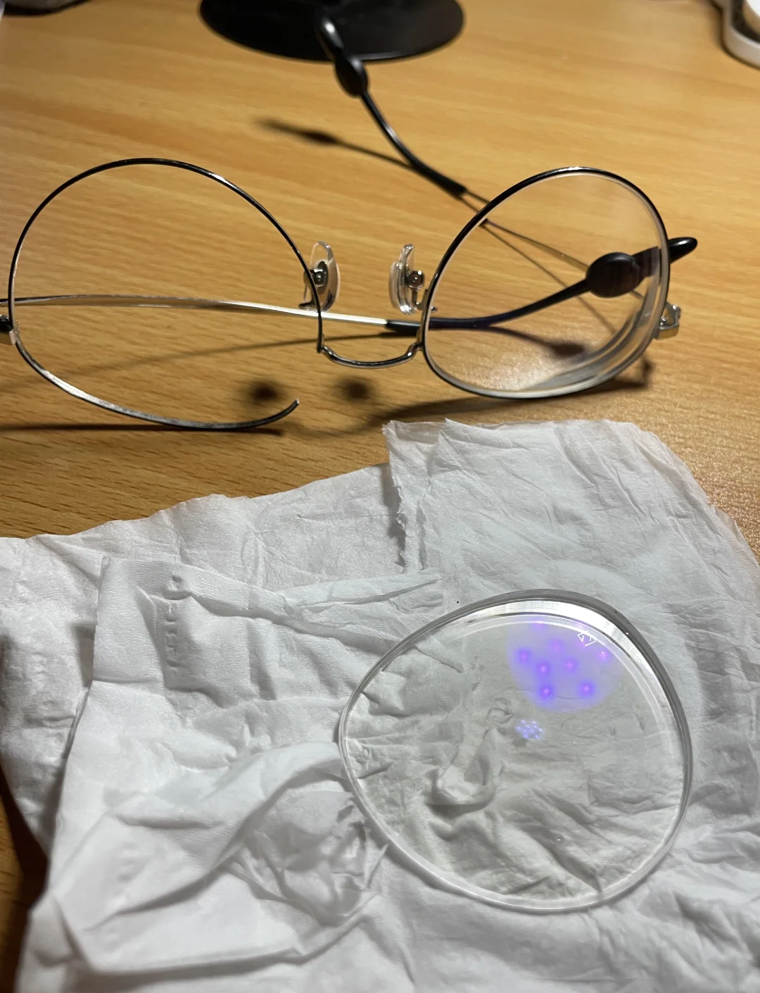 眼镜腿断了还能补救吗