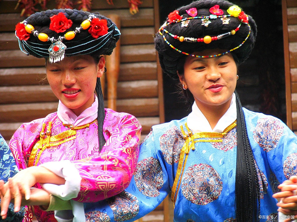 哪一个少数民族有走婚的风俗