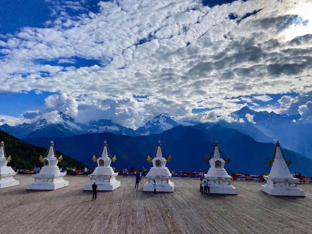 雄伟和雄壮的区别是什么