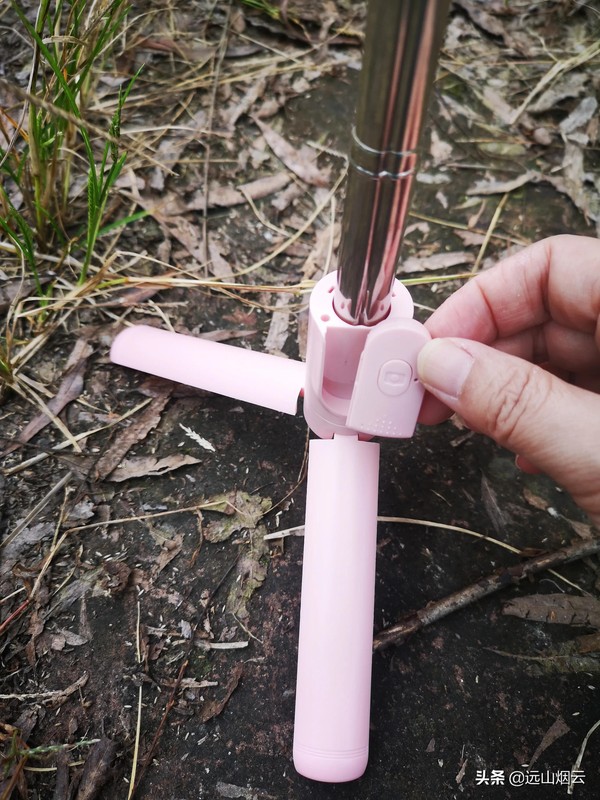 小米自拍杆连接蓝牙的方法